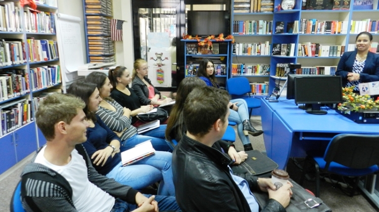 Vize la American Corner