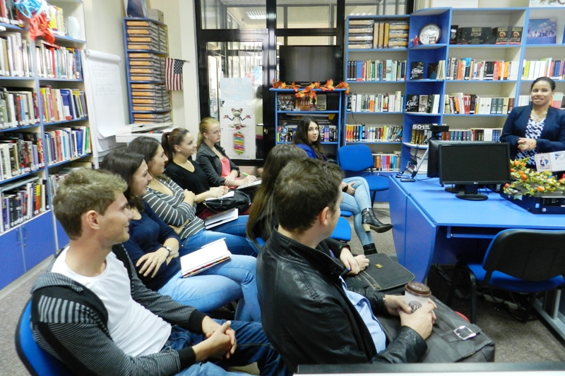 Vize la American Corner