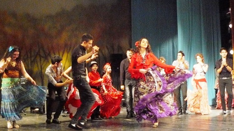 dansul romilor
